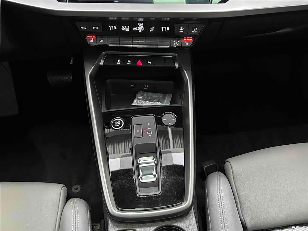 Audi A3, 2022 все фото