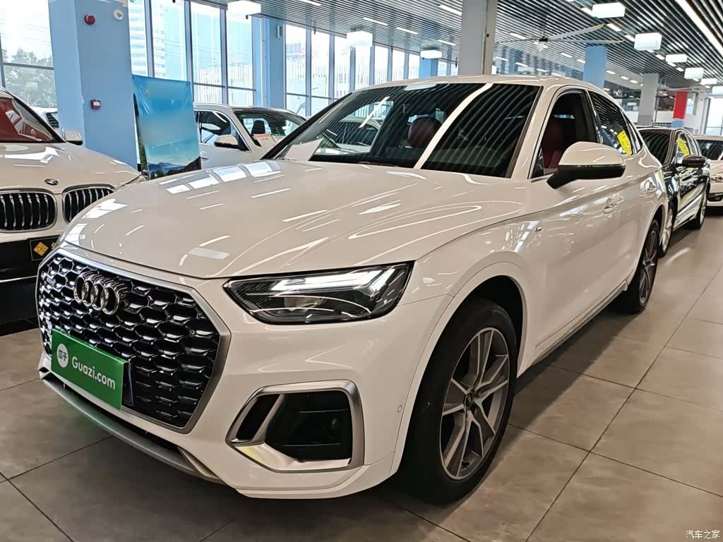 Audi Q5L, 2022 2