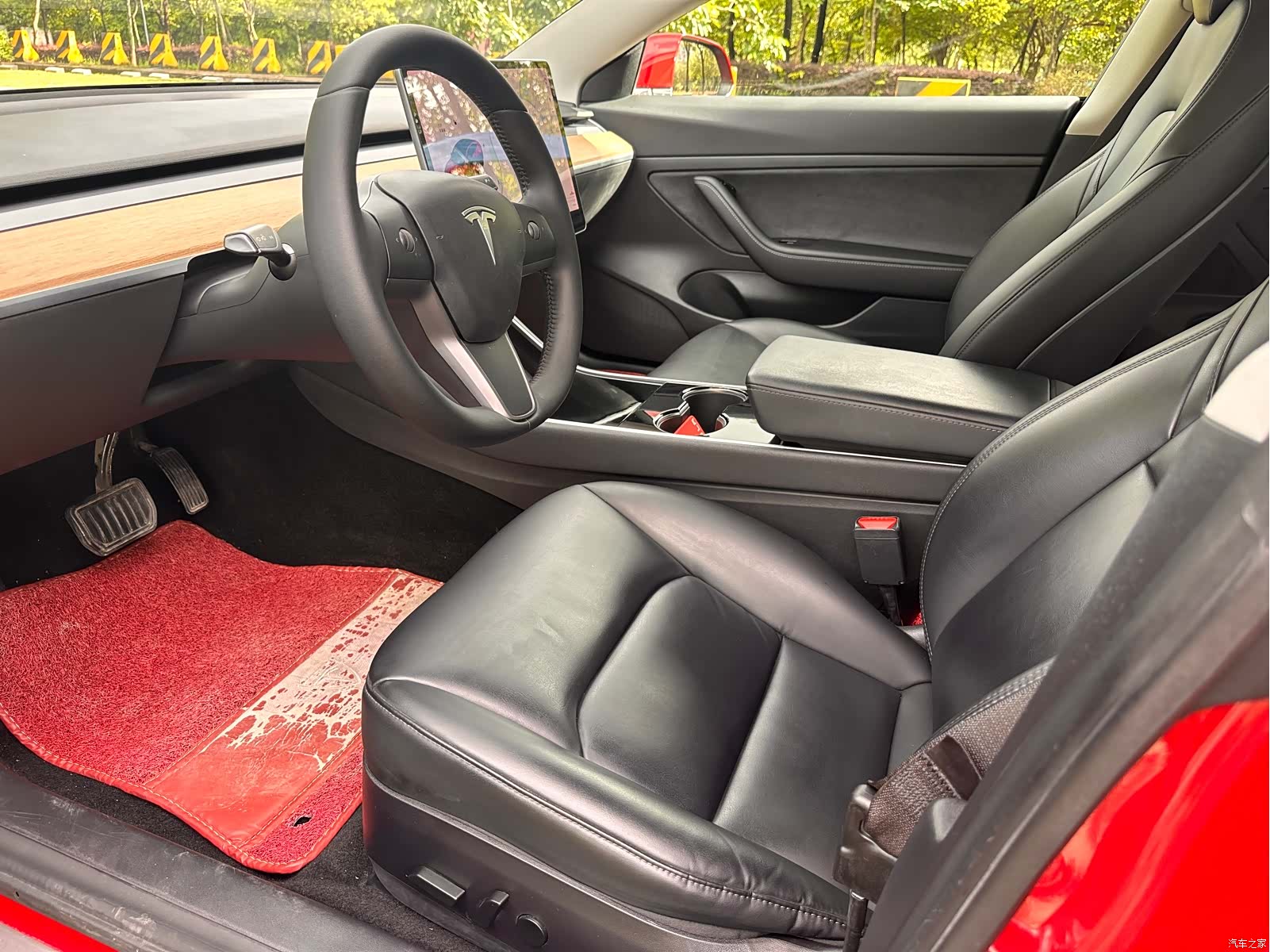 Tesla Model 3, 2020 7