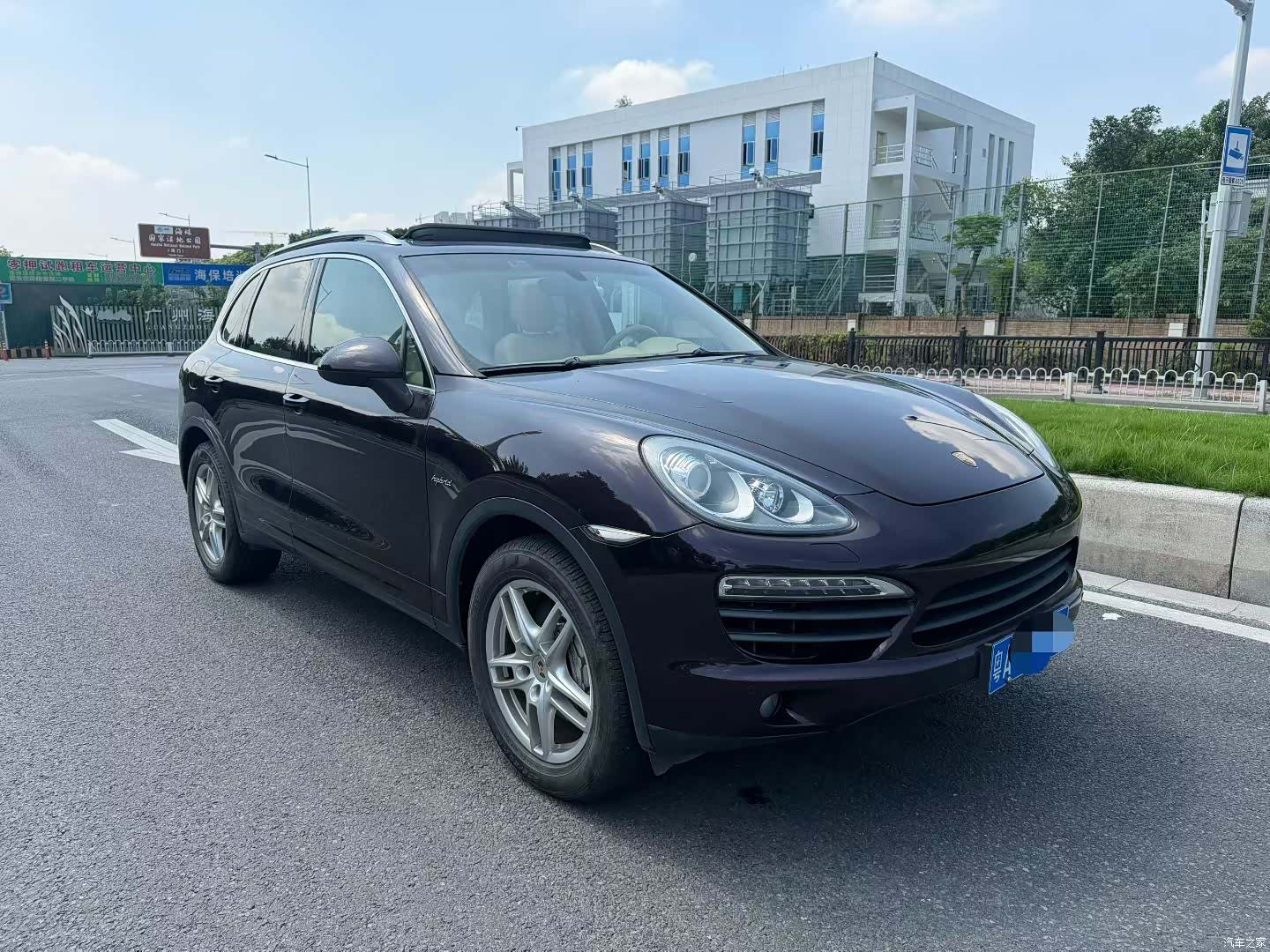 Porsche Cayenne, 2012 3