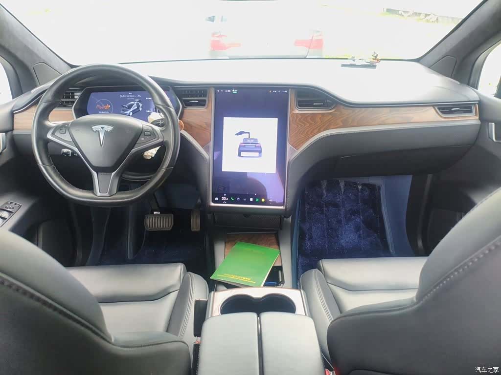 Tesla Model X, 2020 13