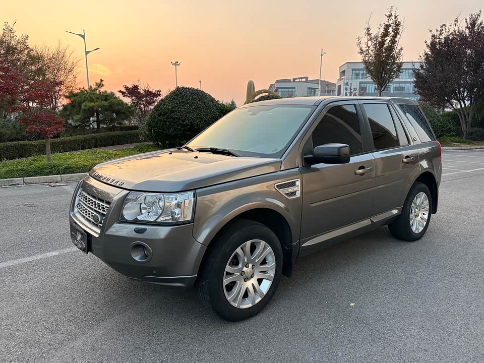 Land Rover Freelander 2