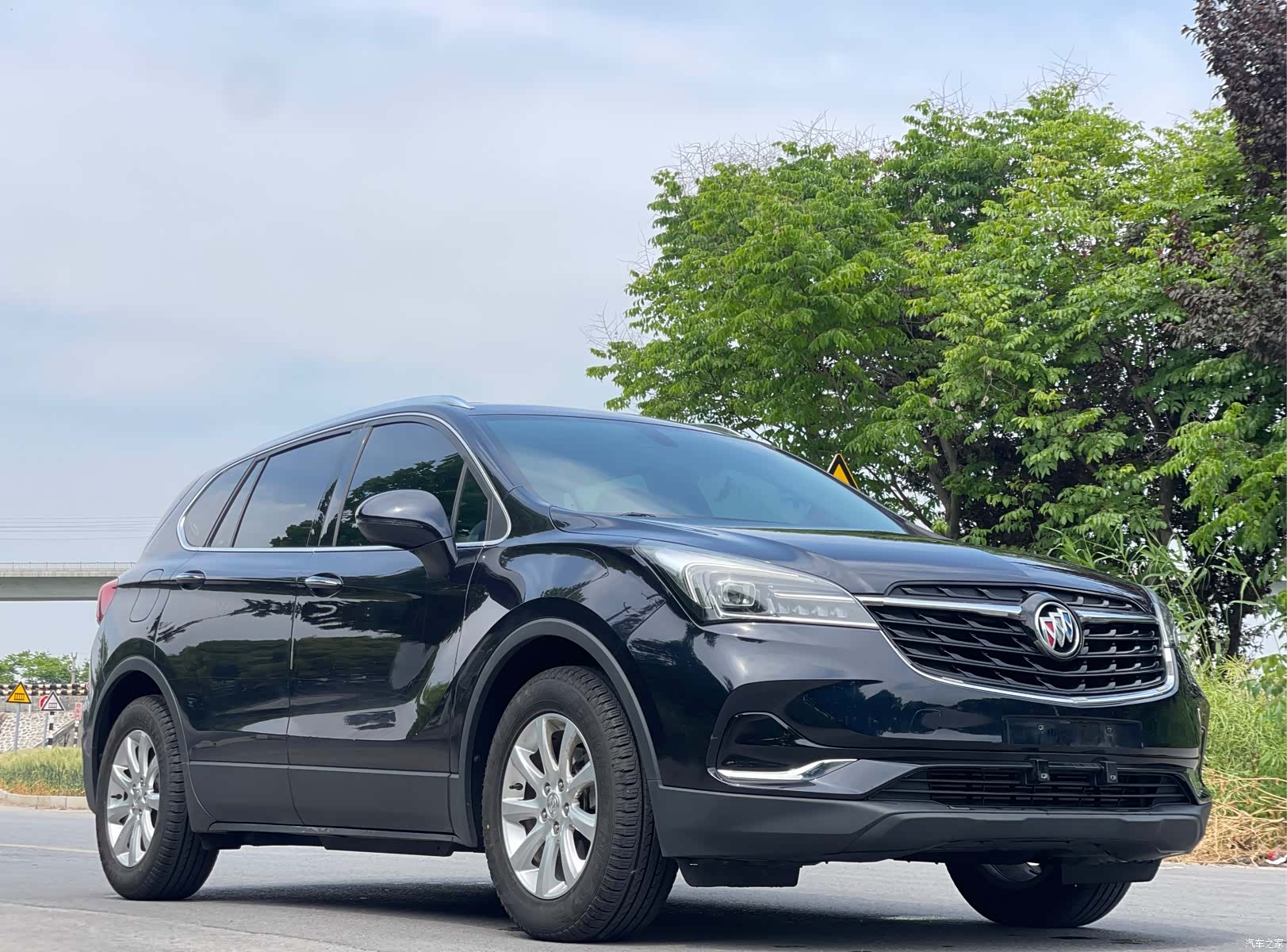 Buick Envision Plus, 2021 3