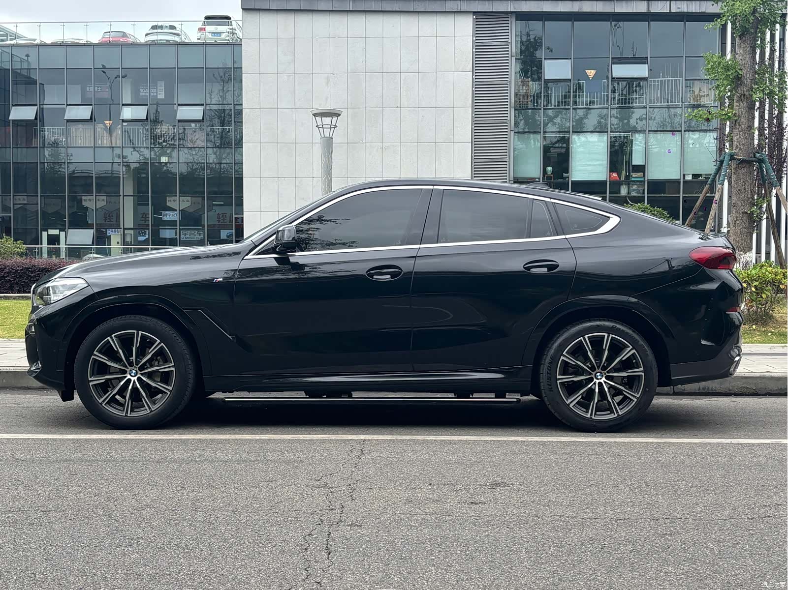 BMW X6, 2021 3
