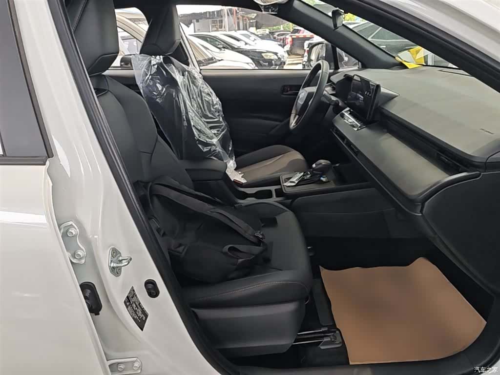 Toyota Frontlander, 2026 25