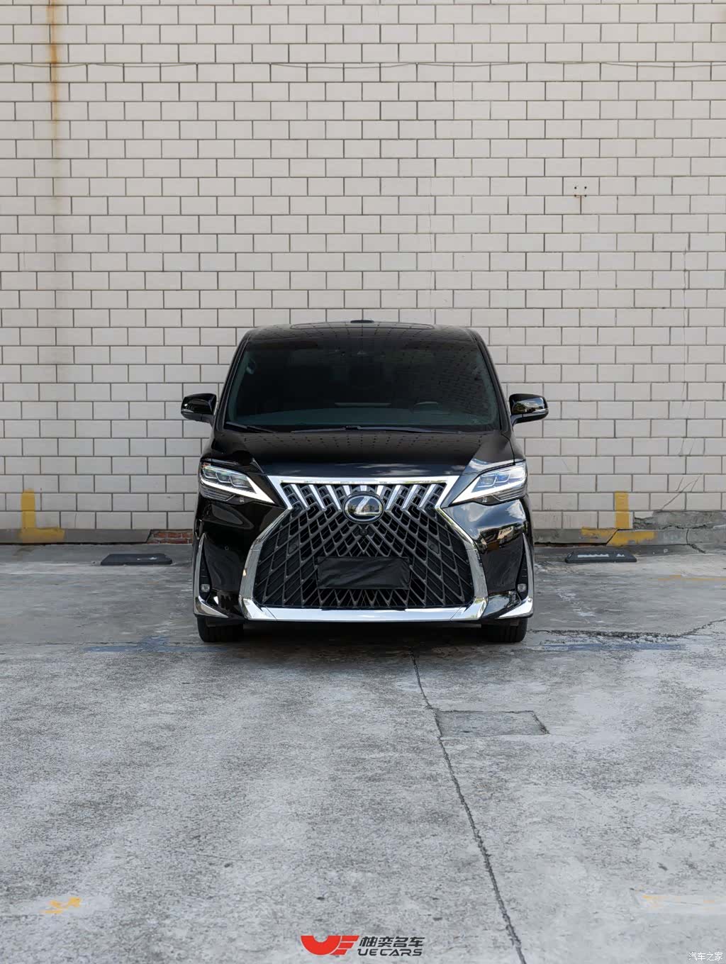 Lexus LM, 2023 2