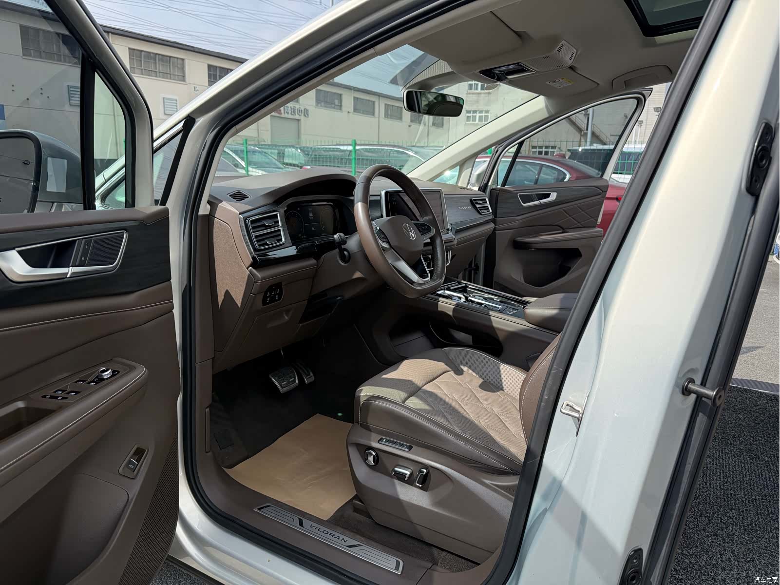Volkswagen Viloran, 2022 13