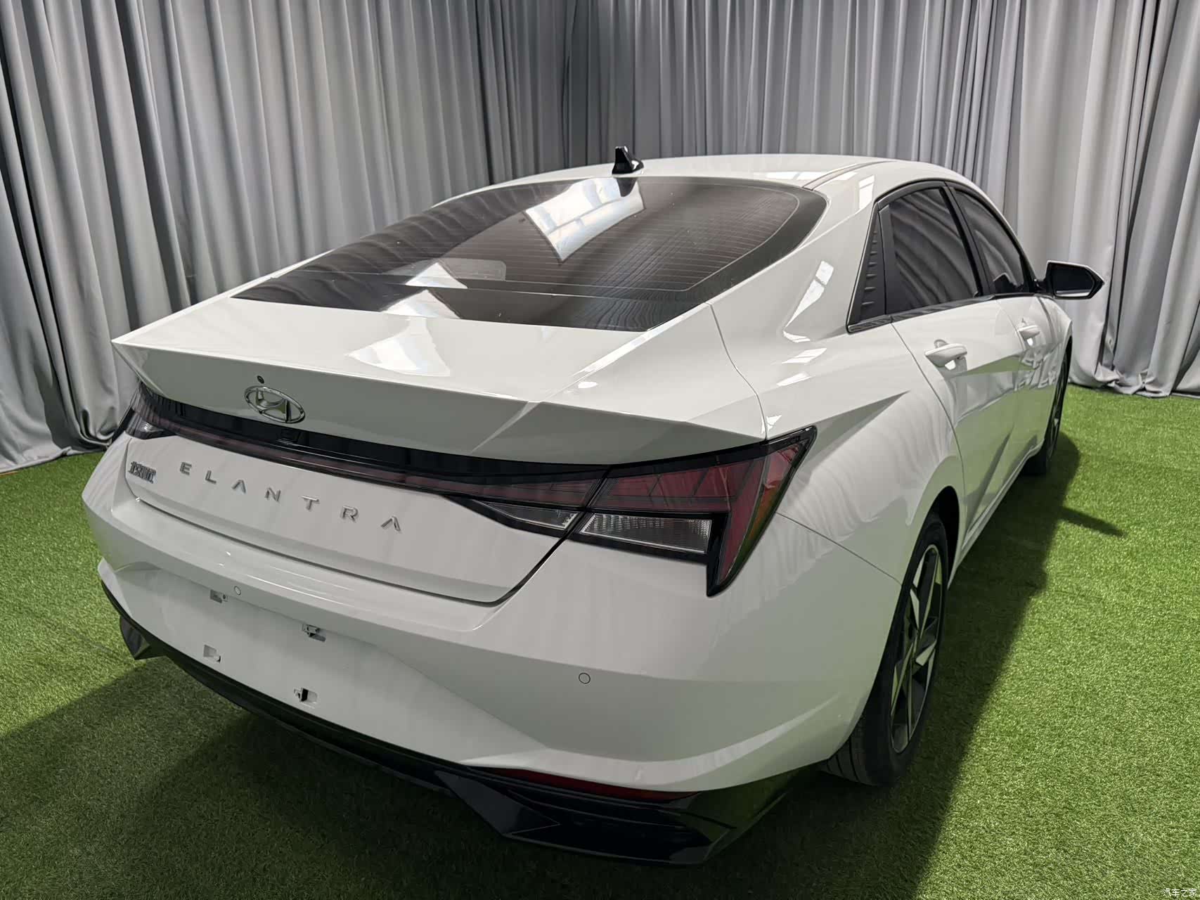 Hyundai Elantra, 2023 6