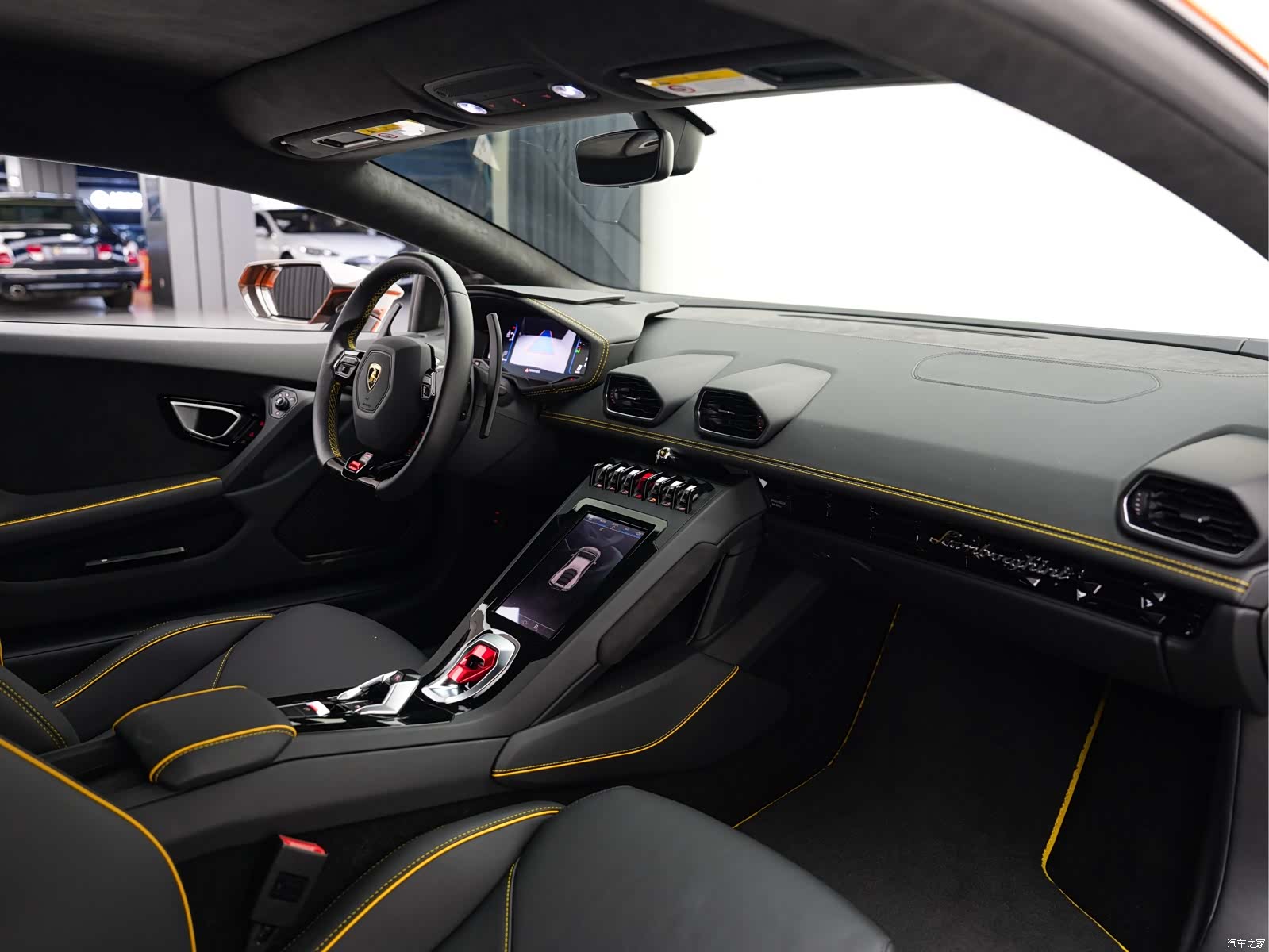 Lamborghini Huracán, 2023 11