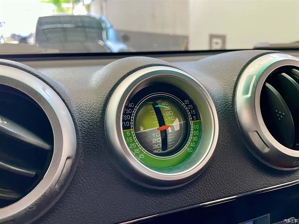 BAIC BJ40, 2017 11