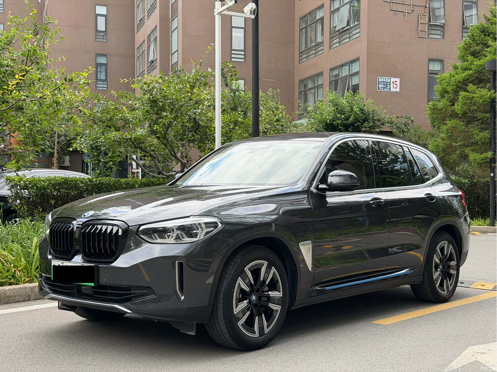 BMW iX3, 2021 1