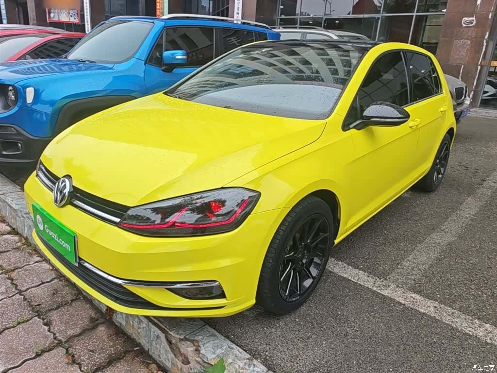 Volkswagen Golf