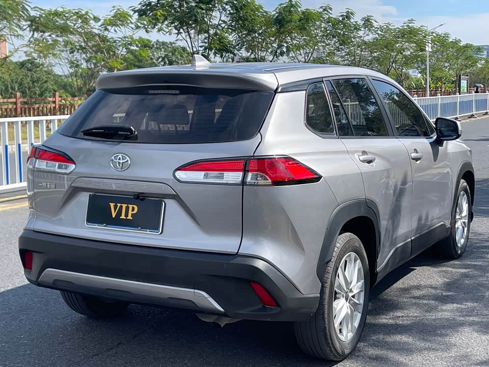 Toyota Corolla Sharp amplifier