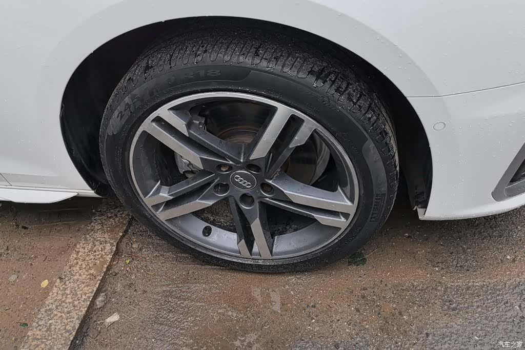 Audi A4L, 2021 6