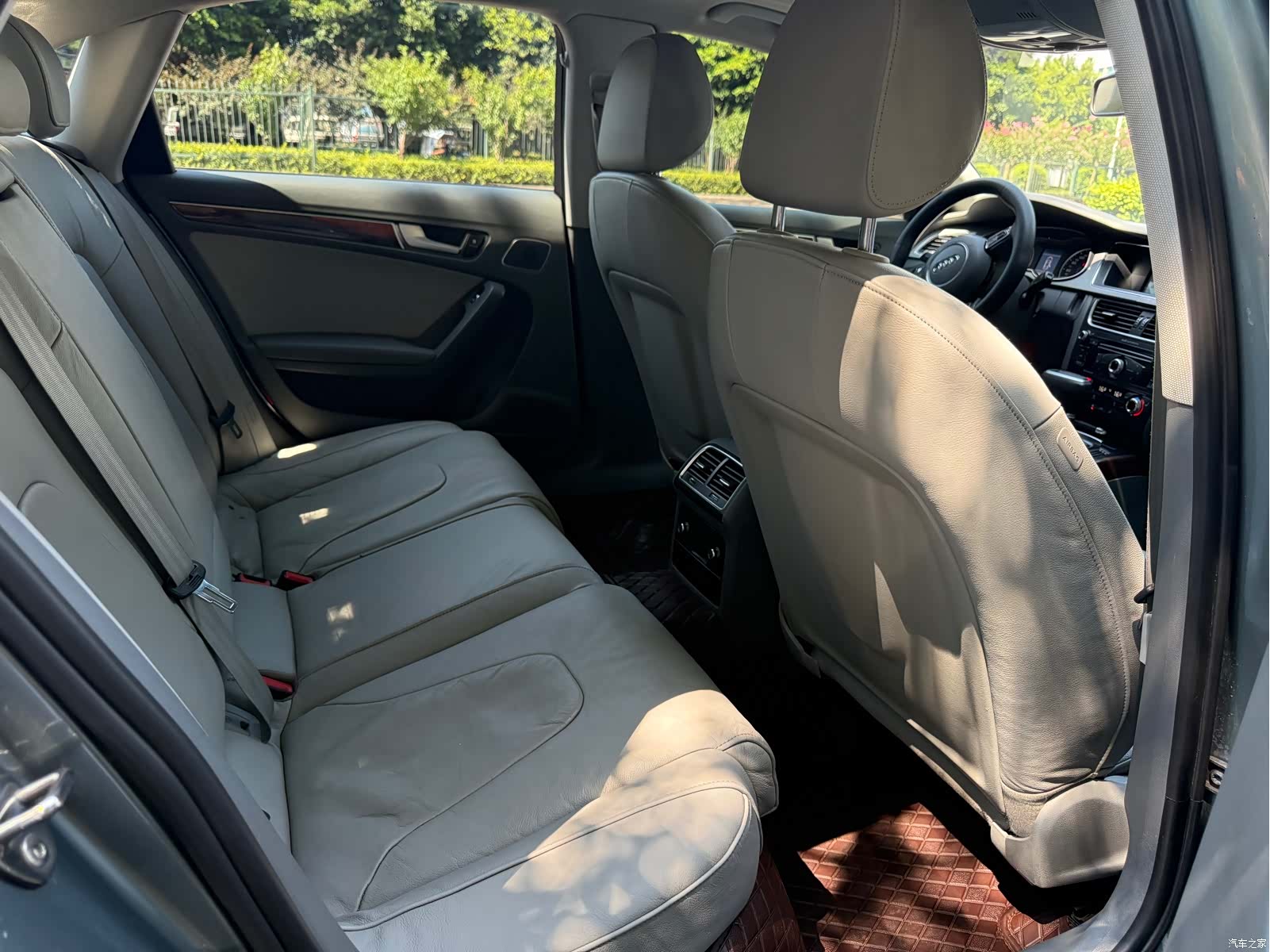 Audi A4L, 2014 20