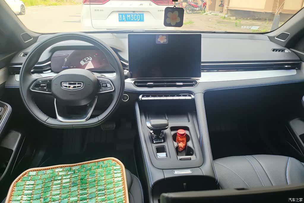 Geely Preface, 2025 12