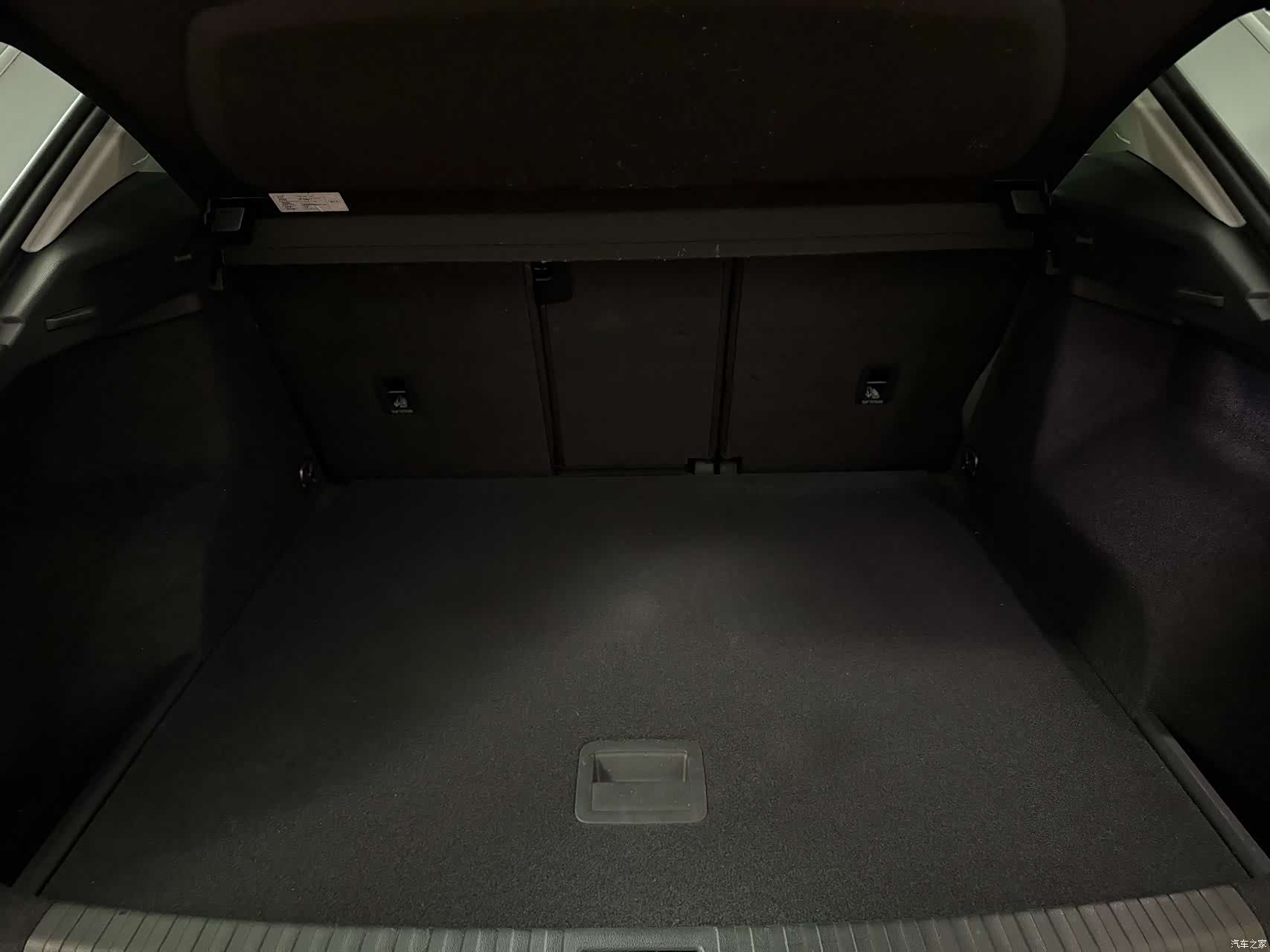 Audi Q3, 2023 17