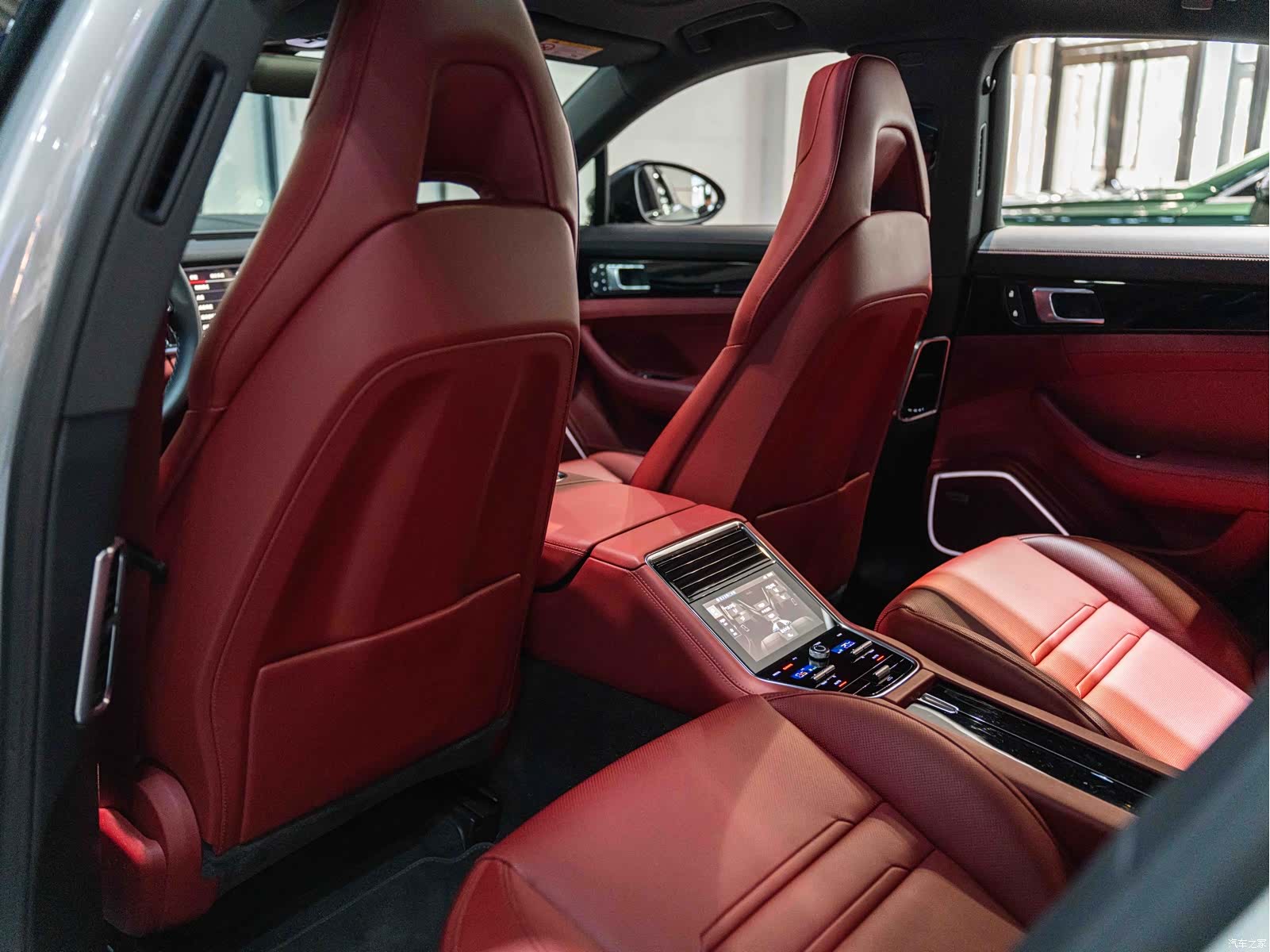 Porsche Panamera, 2022 27