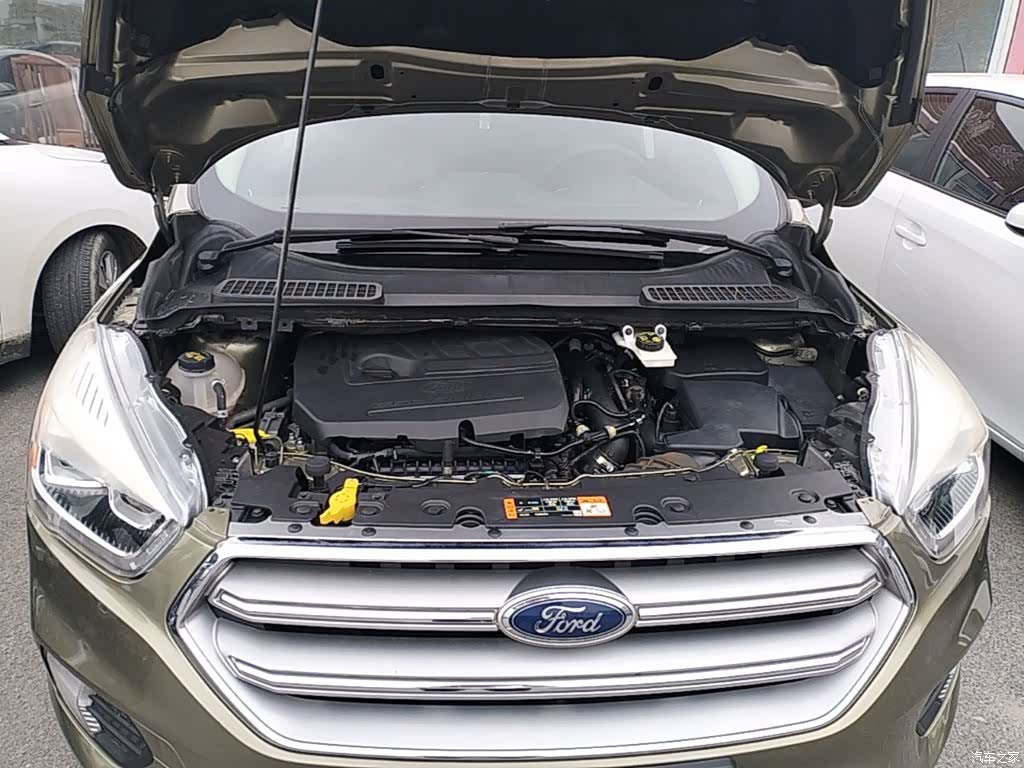 Ford Kuga, 2017 20