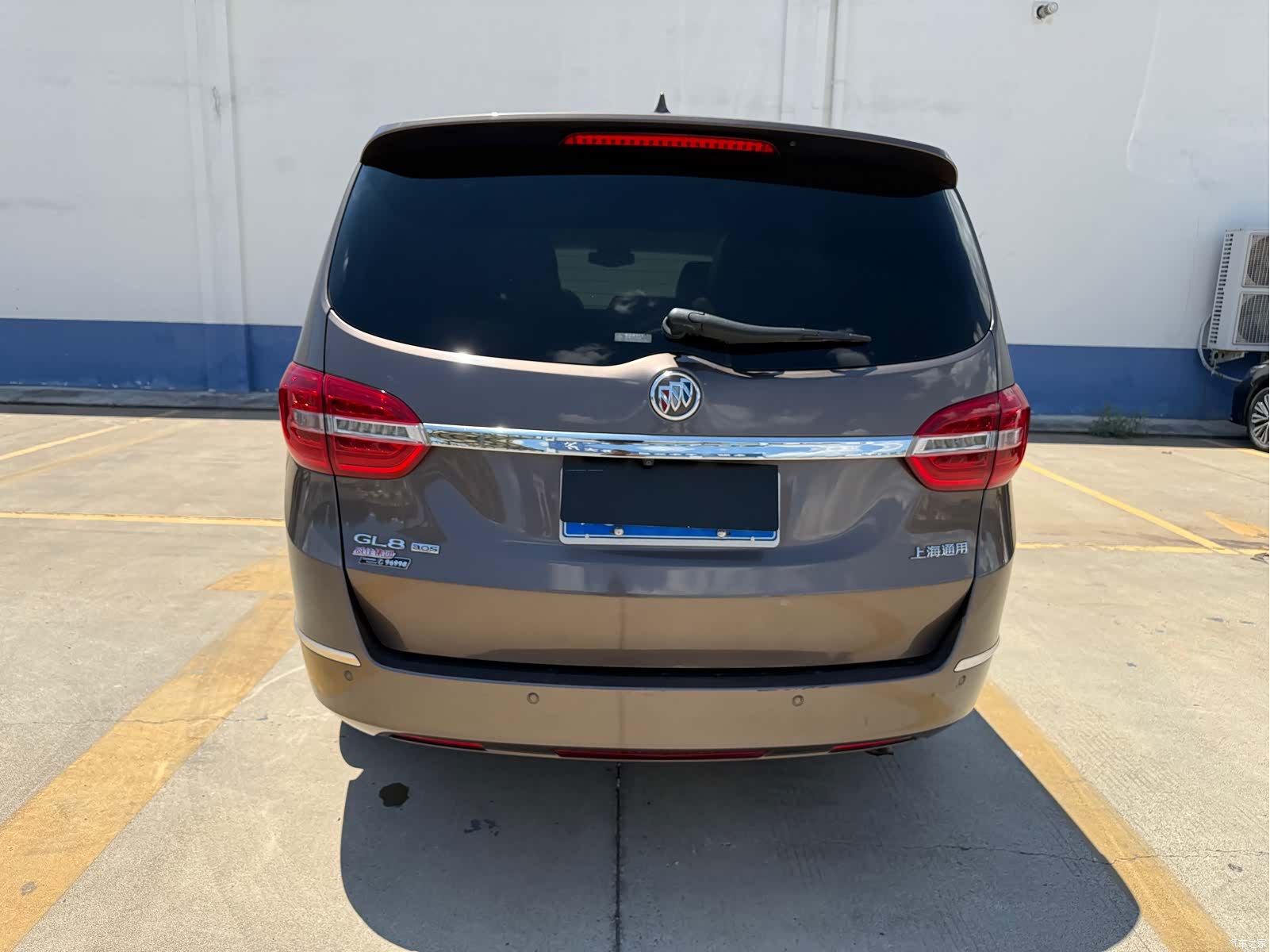 Buick GL8, 2016 8