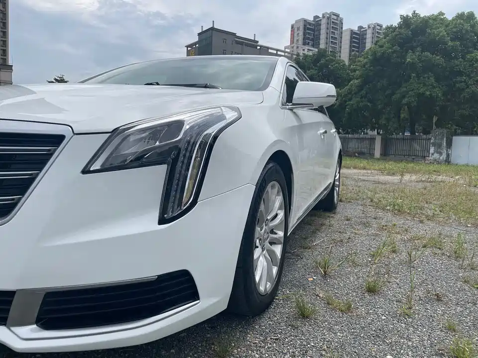 Cadillac XTS