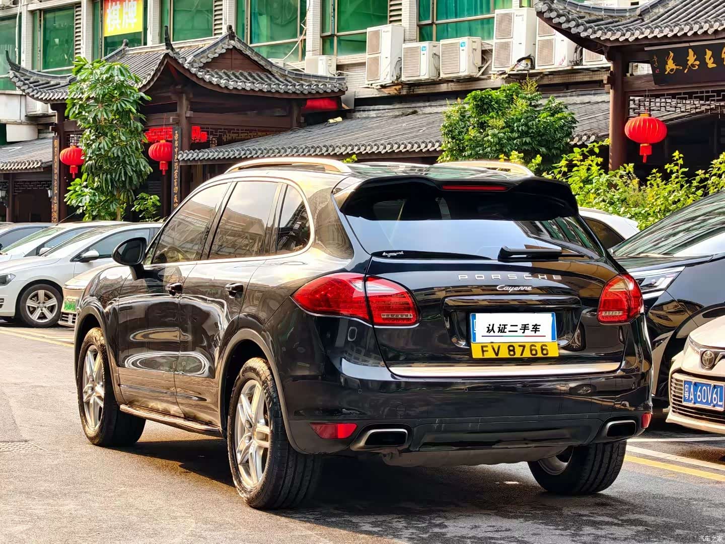 Porsche Cayenne, 2012 9