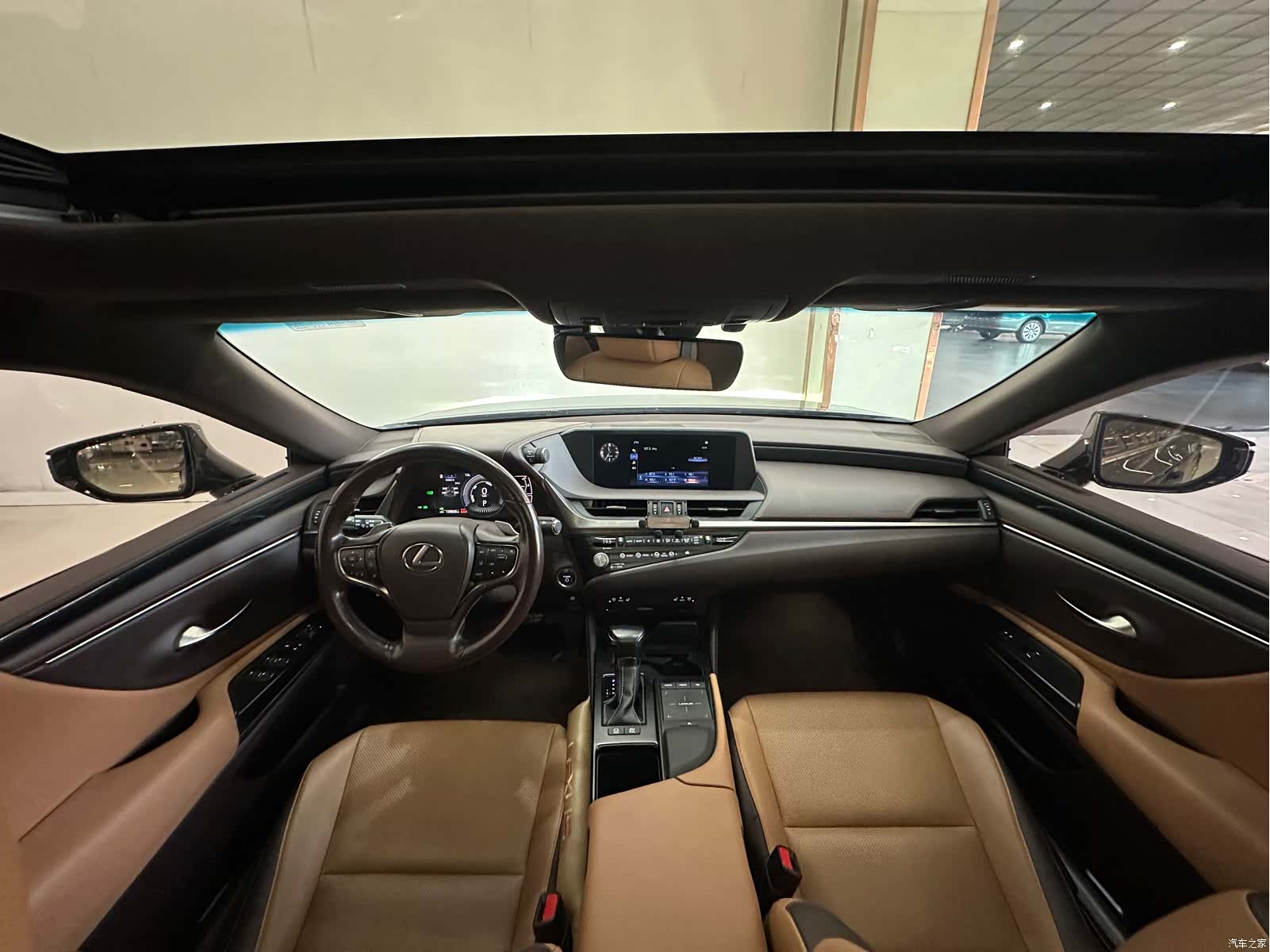 Lexus ES, 2021 13