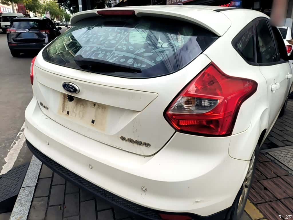 Ford Focus, 2015 7