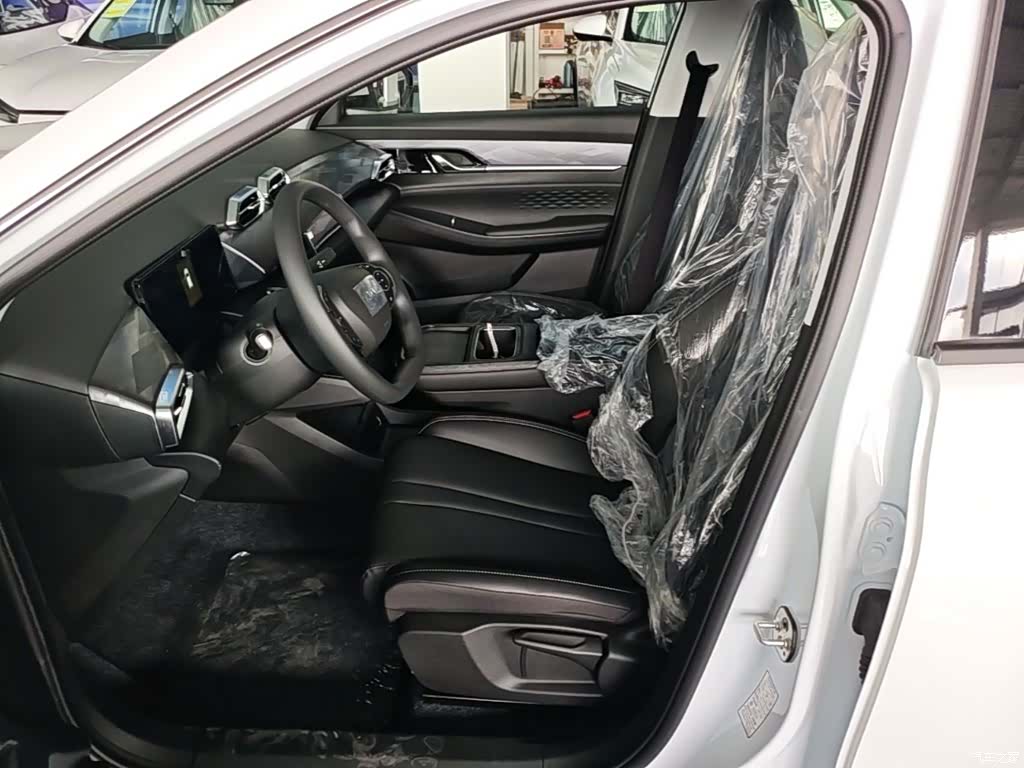 DongFeng EV01, 2026 11