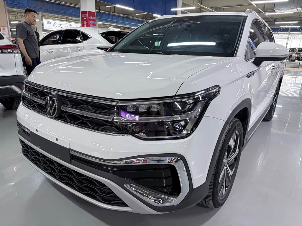 Volkswagen Tharu