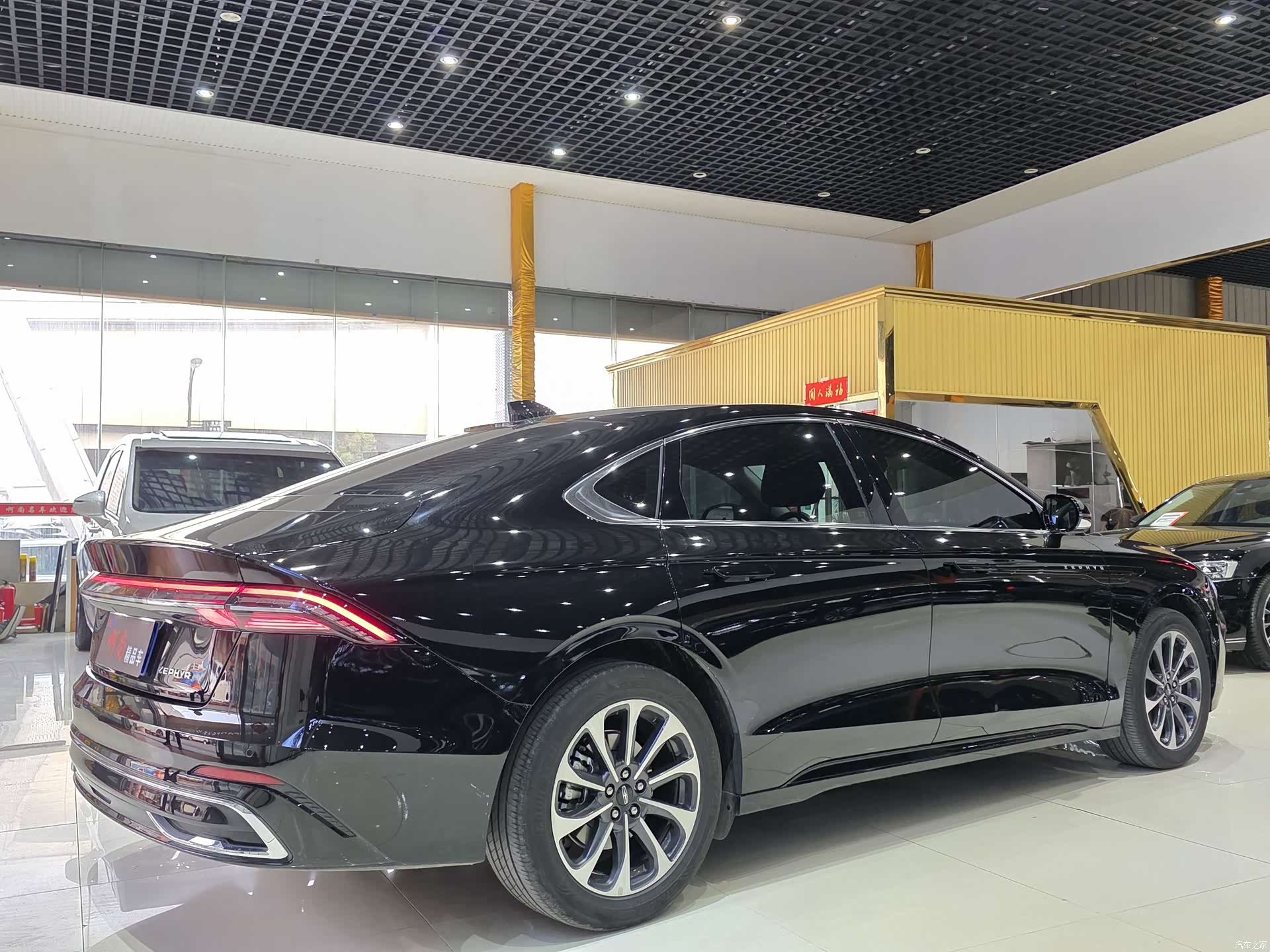 Lincoln Z, 2025 15