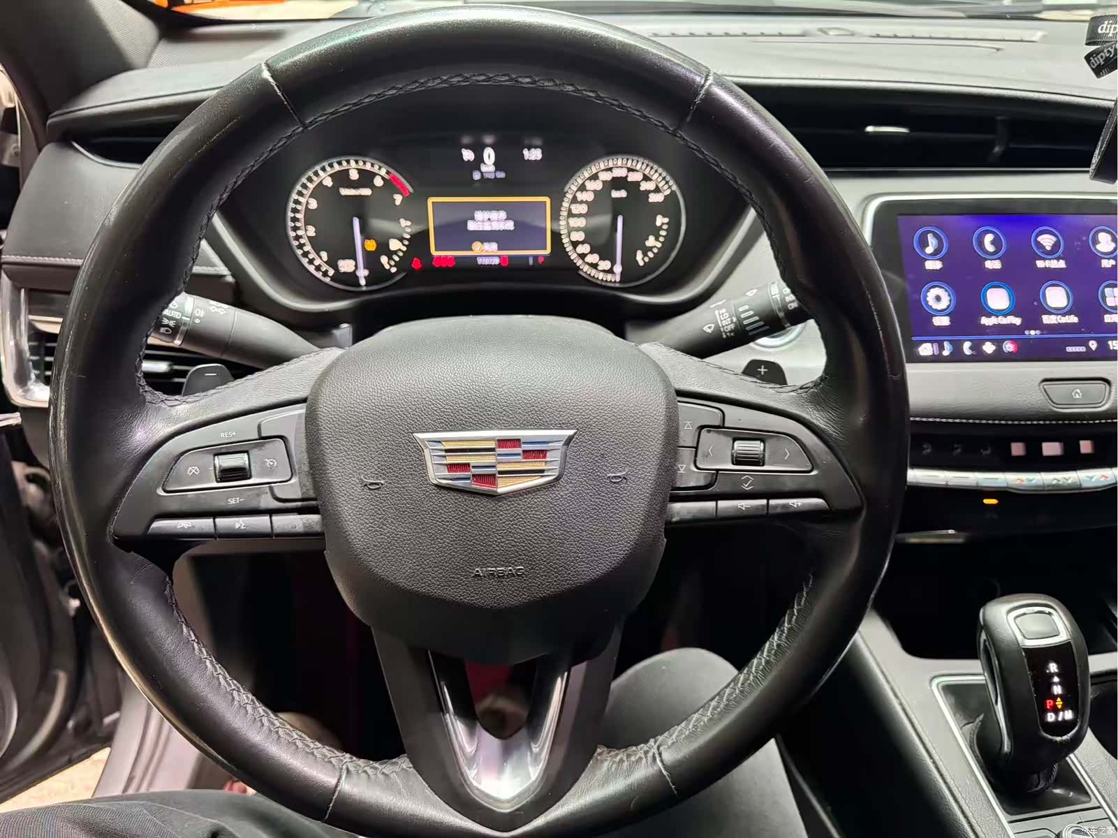 Cadillac XT4, 2019 11