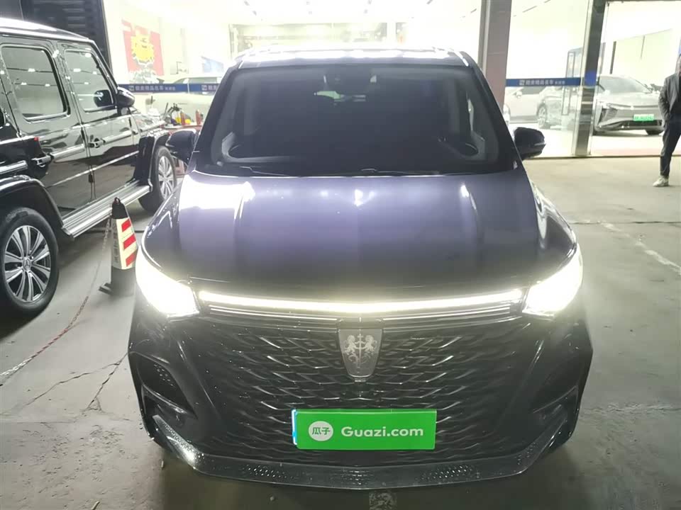 Roewe iMAX8