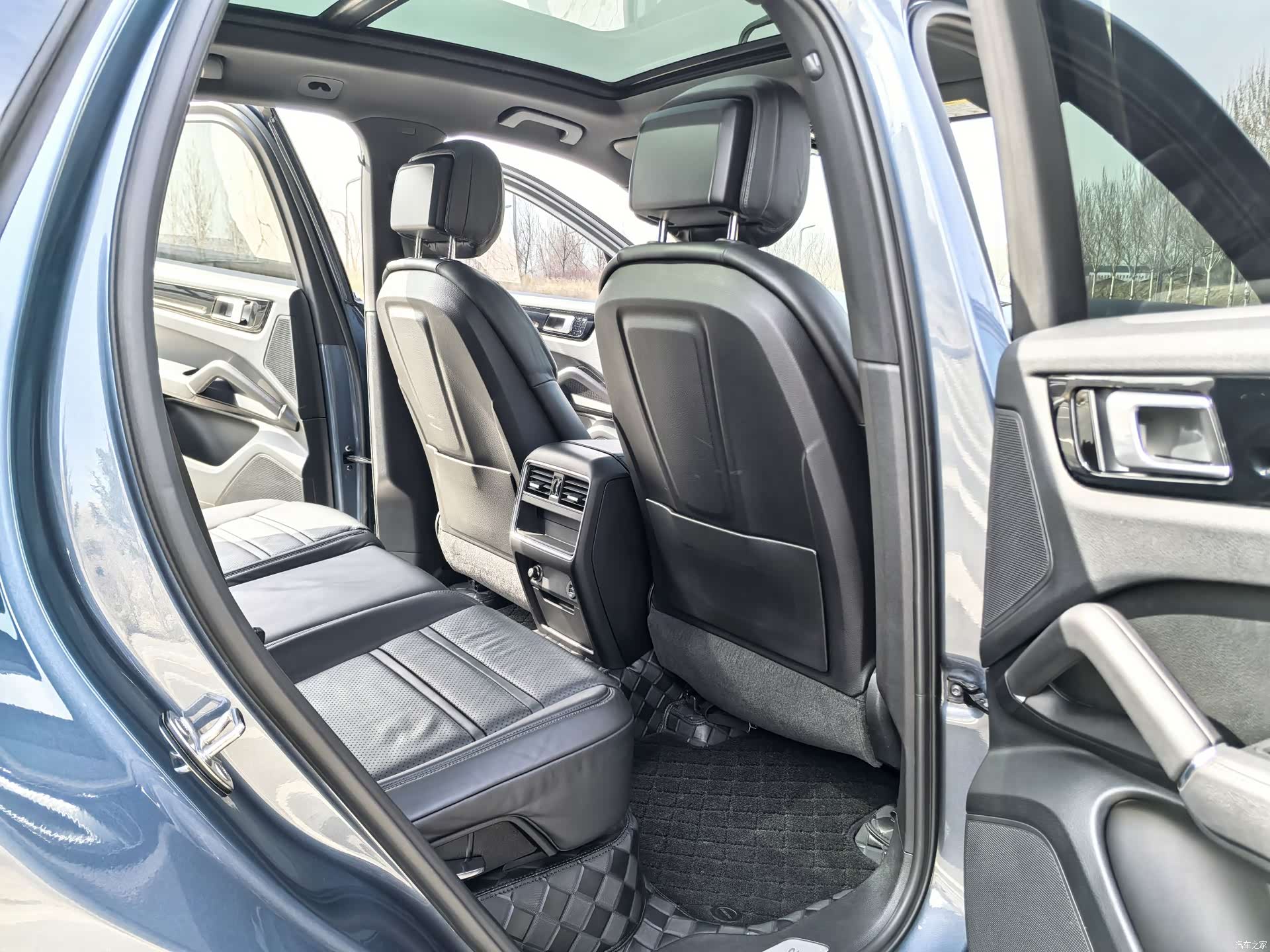 Porsche Cayenne, 2018 16