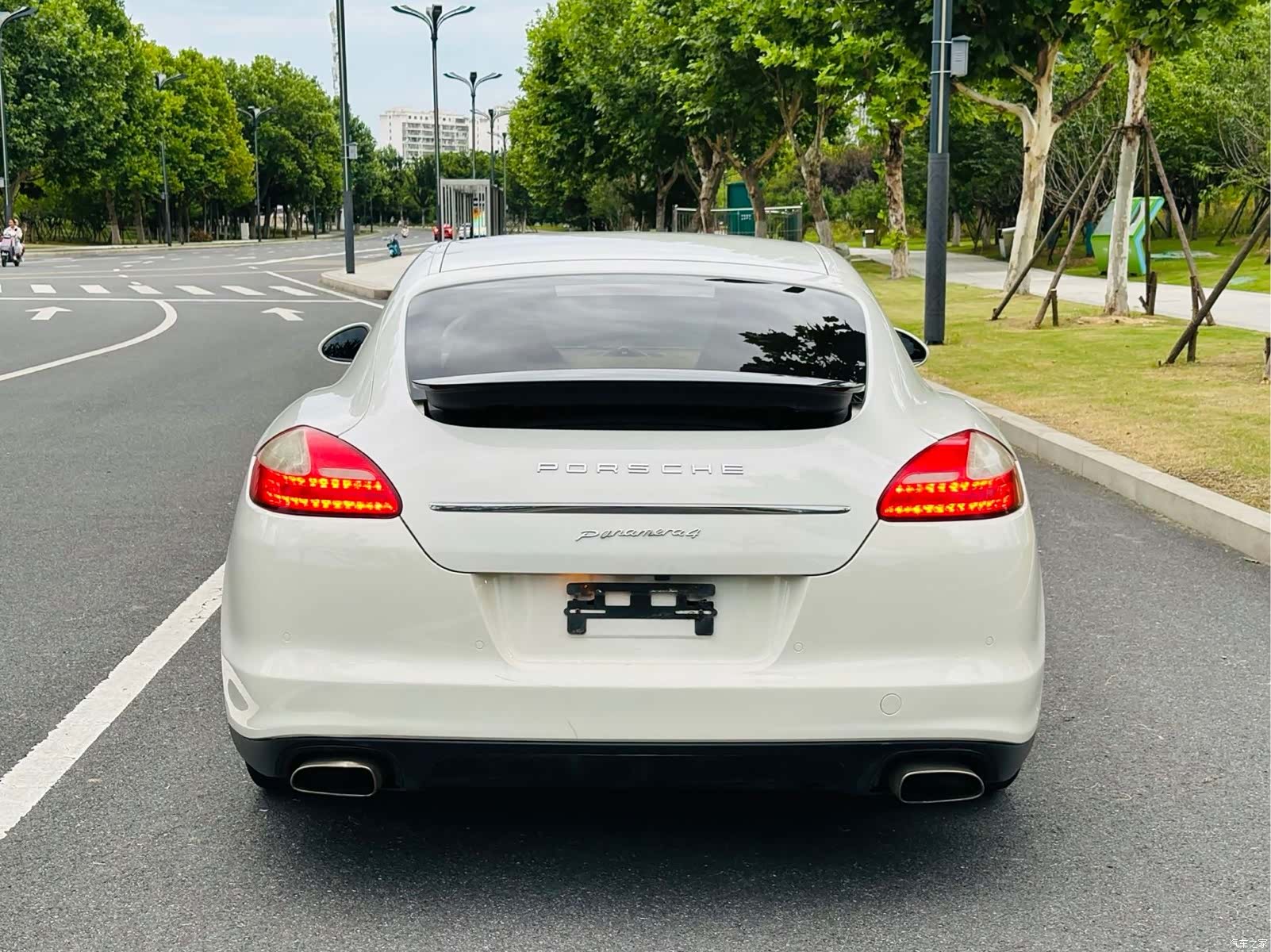 Porsche Panamera, 2011 все фото