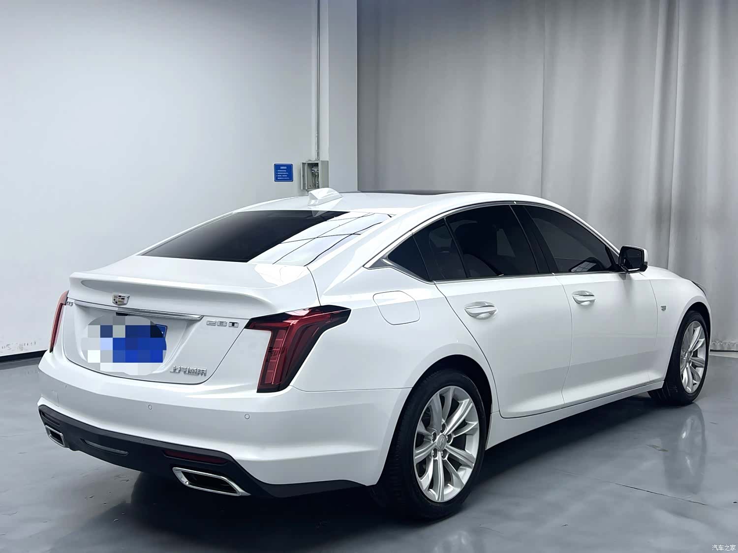 Cadillac CT5, 2023 10