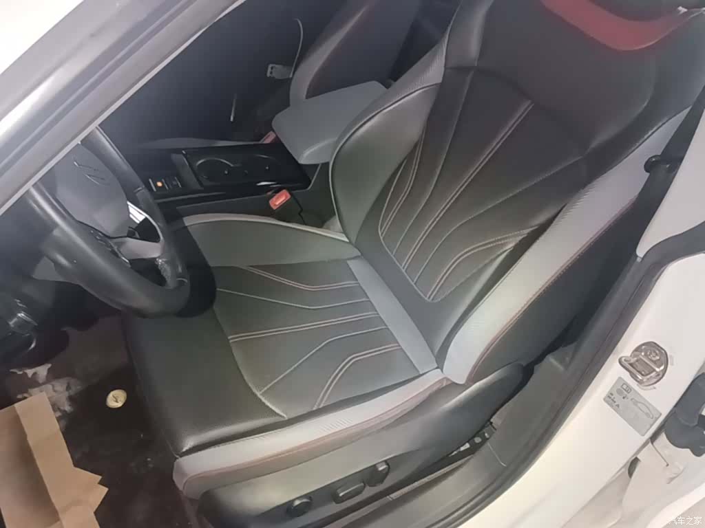Volkswagen Lamando, 2022 15