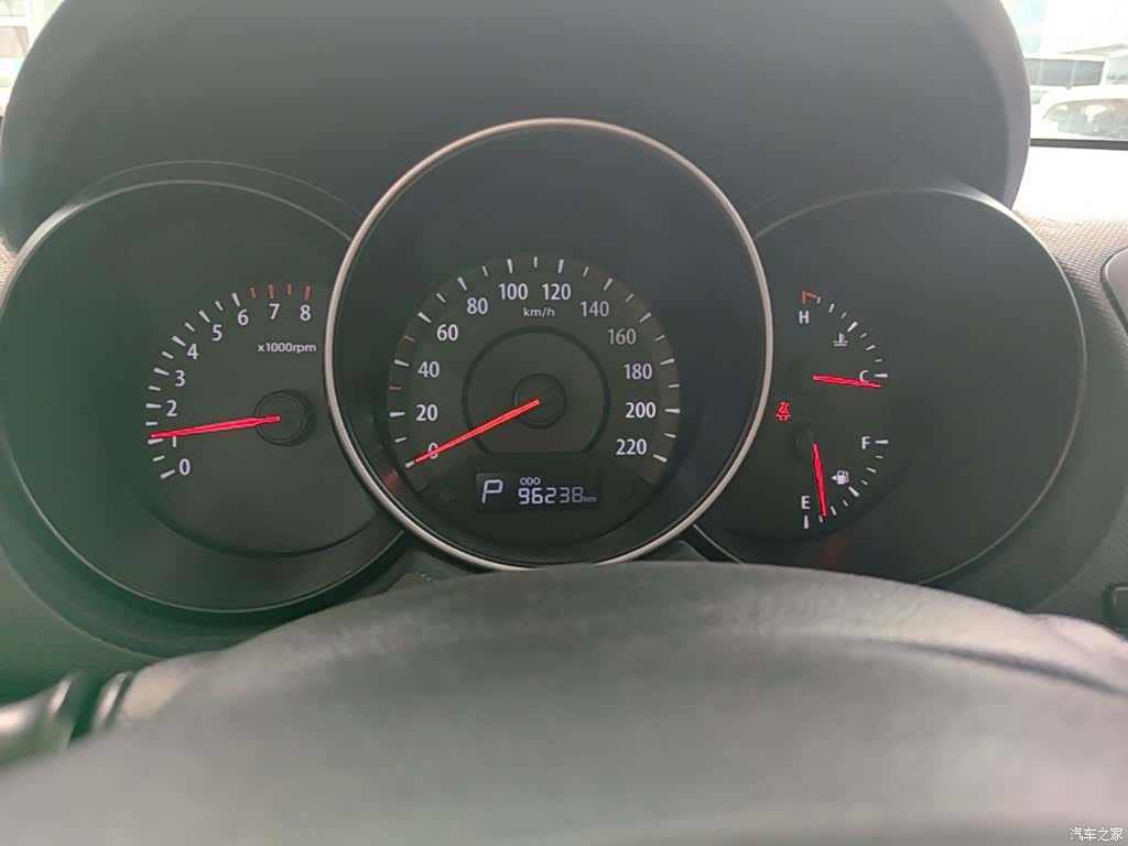 Kia GL, 2015 12
