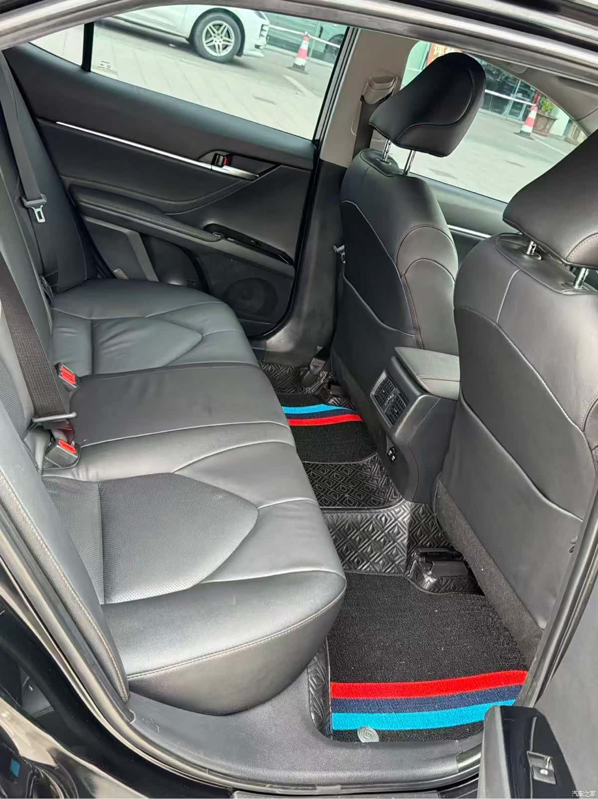 Toyota Camry, 2019 4