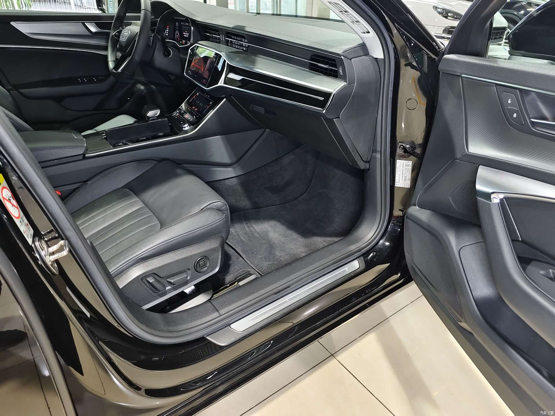 Audi A6L, 2019 18