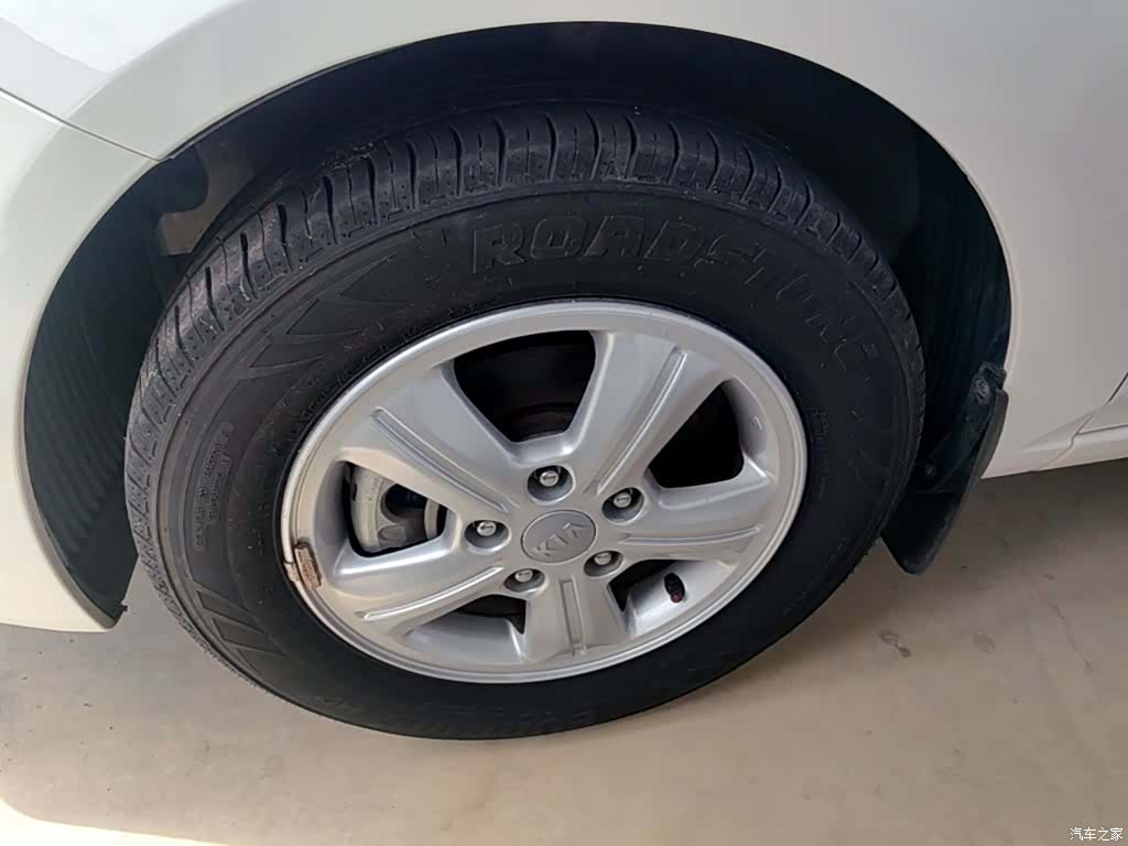 Kia GL, 2015 23