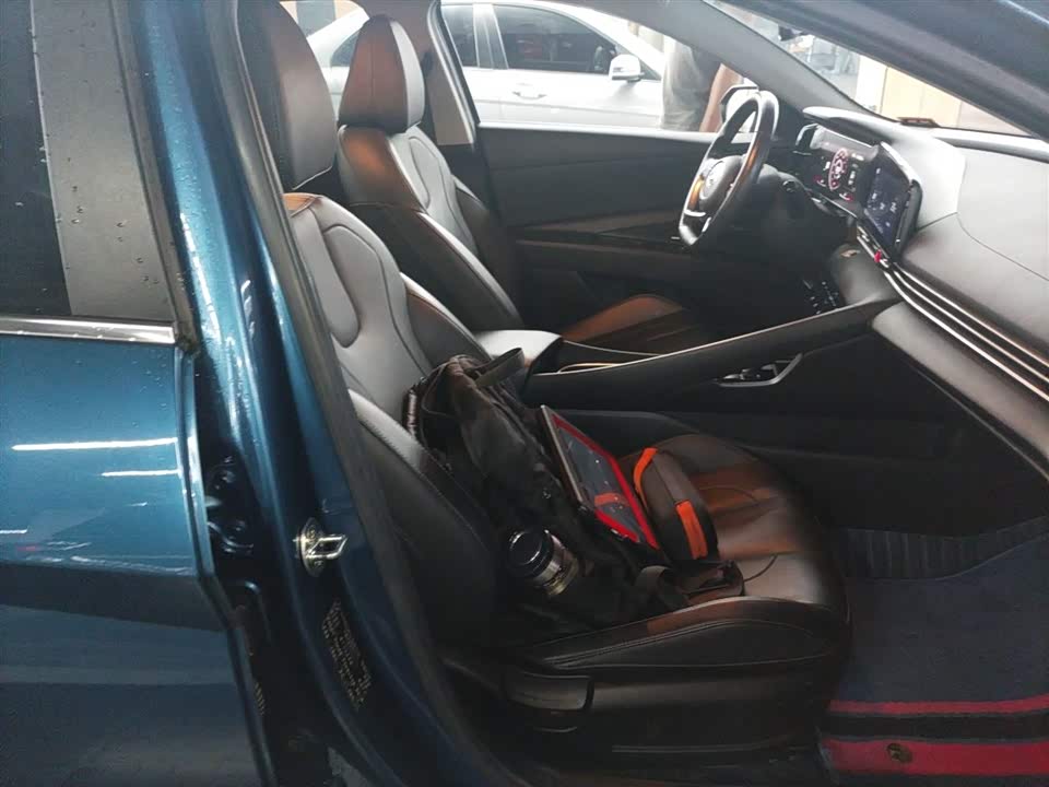 Hyundai Elantra Hyundai Elantra
