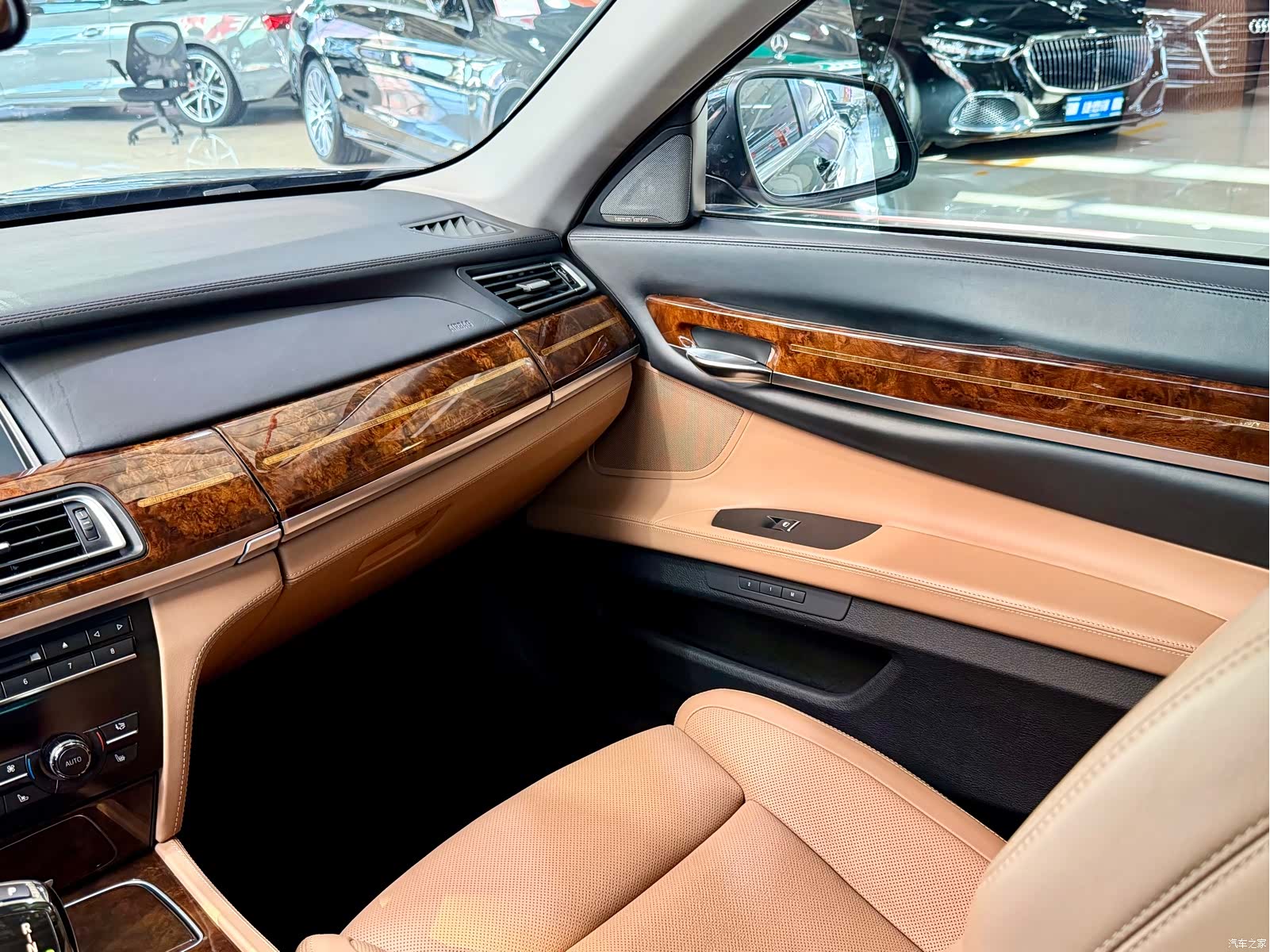 BMW 7 Series, 2014 22