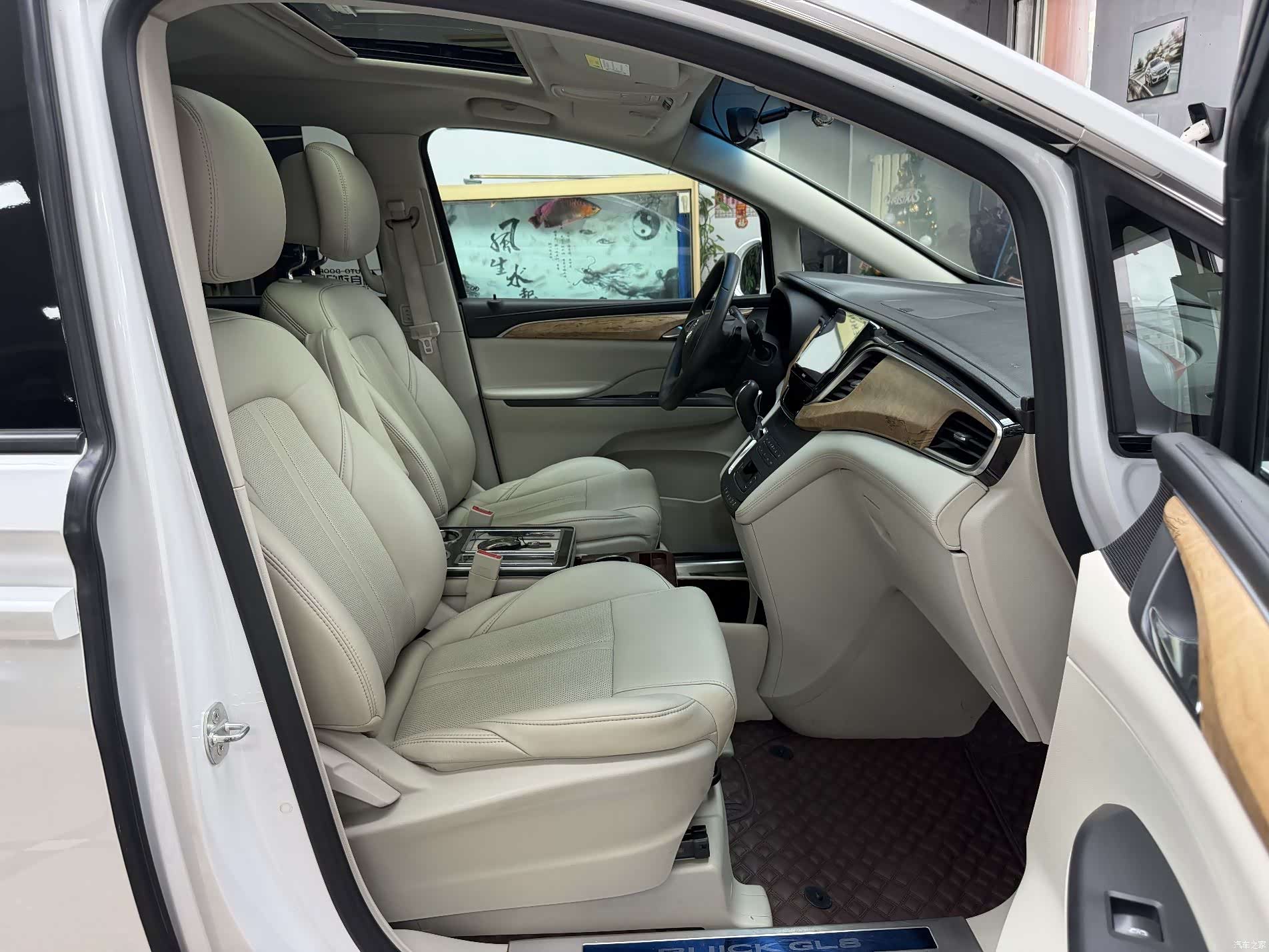 Buick GL8, 2019 14