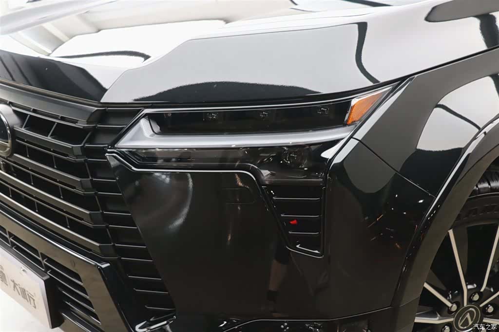 Lexus GX, 2026 26