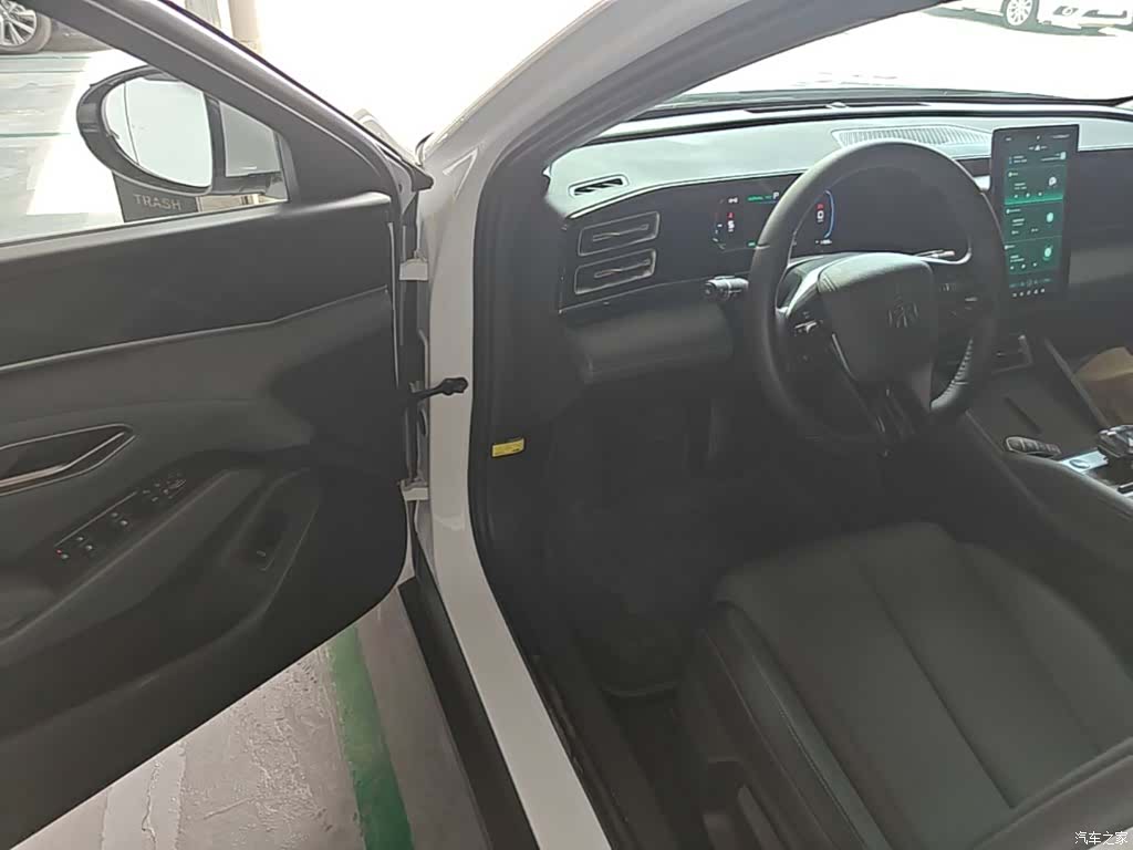 BYD Qin, 2025 16