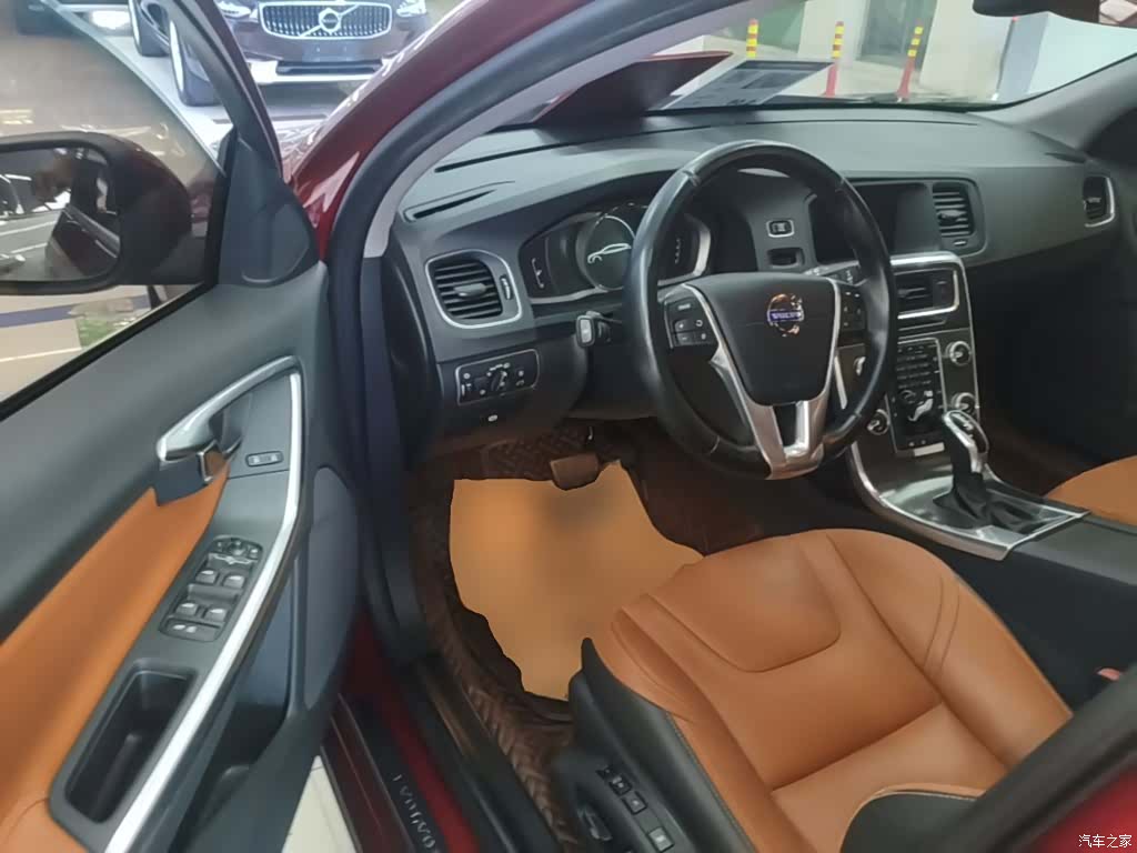 Volvo V60, 2016 16