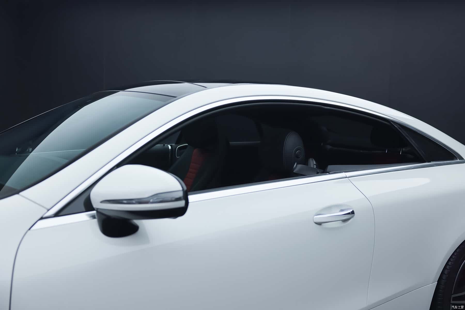 Mercedes-Benz E-Class, 2021 20