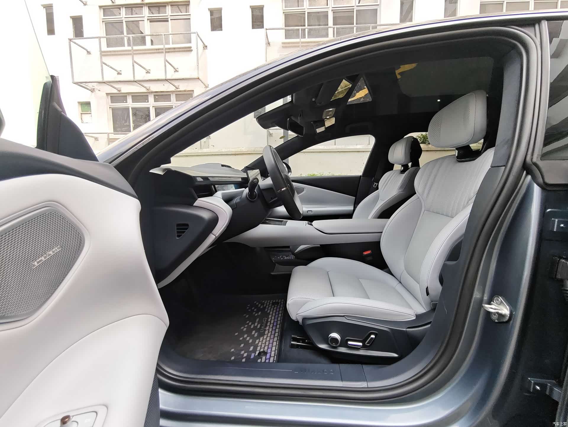 Lynk & Co Z10, 2025 9