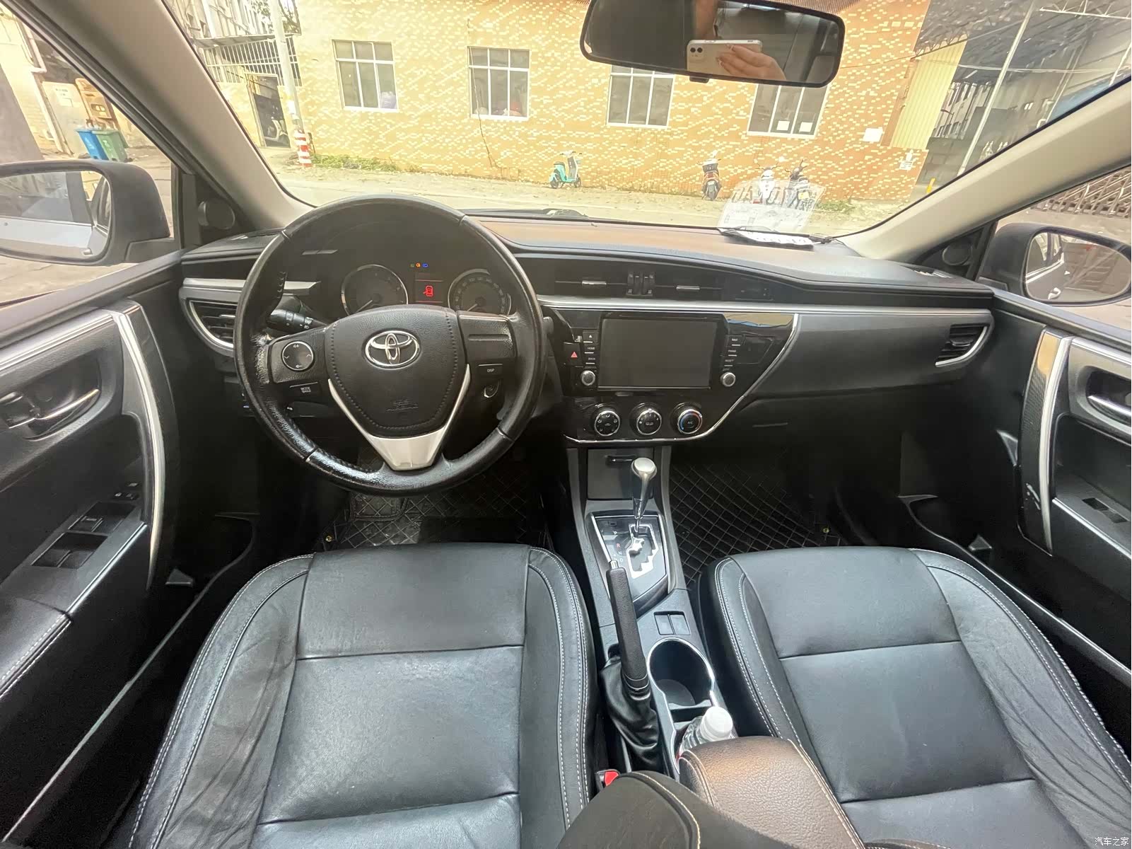 Toyota Corolla, 2015 6